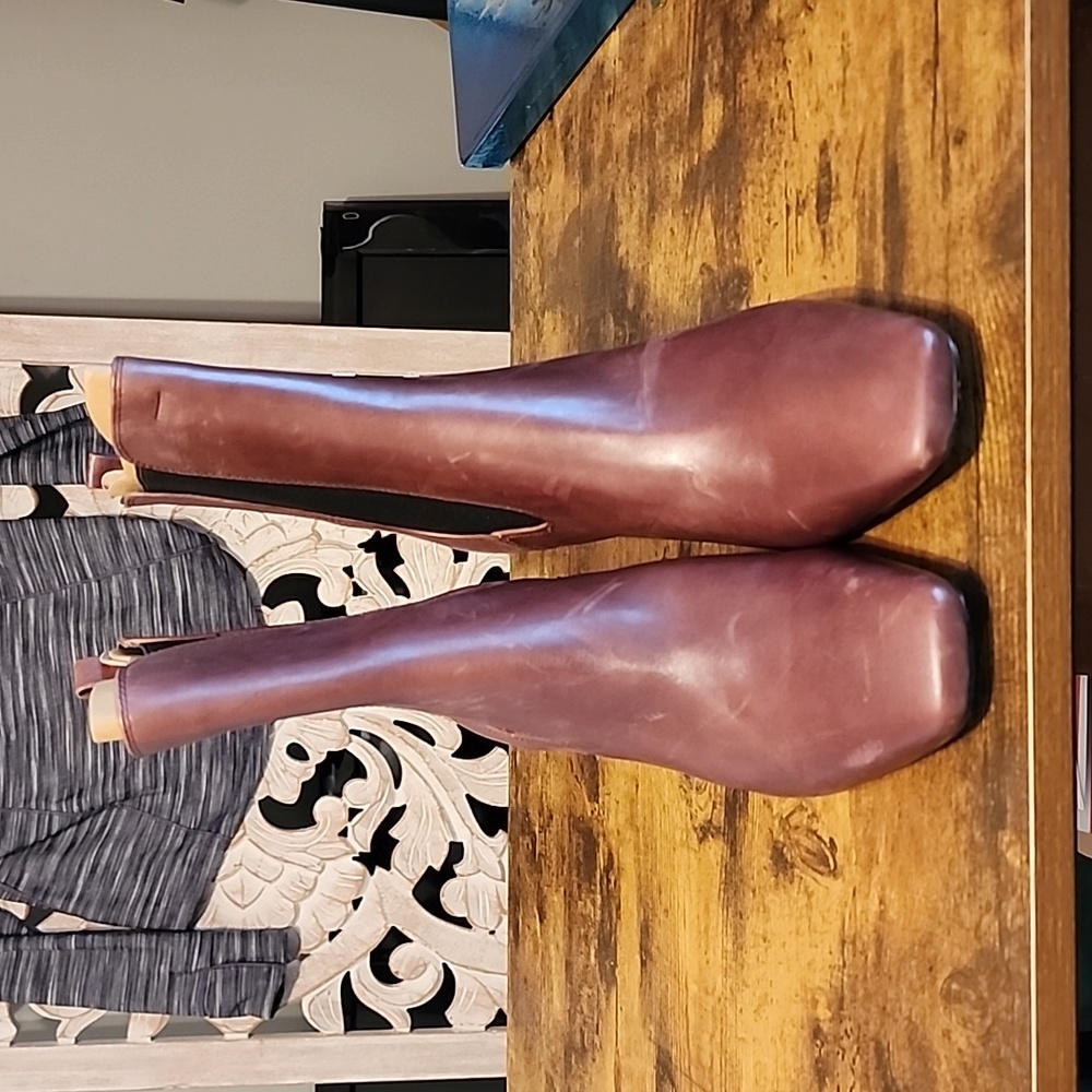 Ankle boots